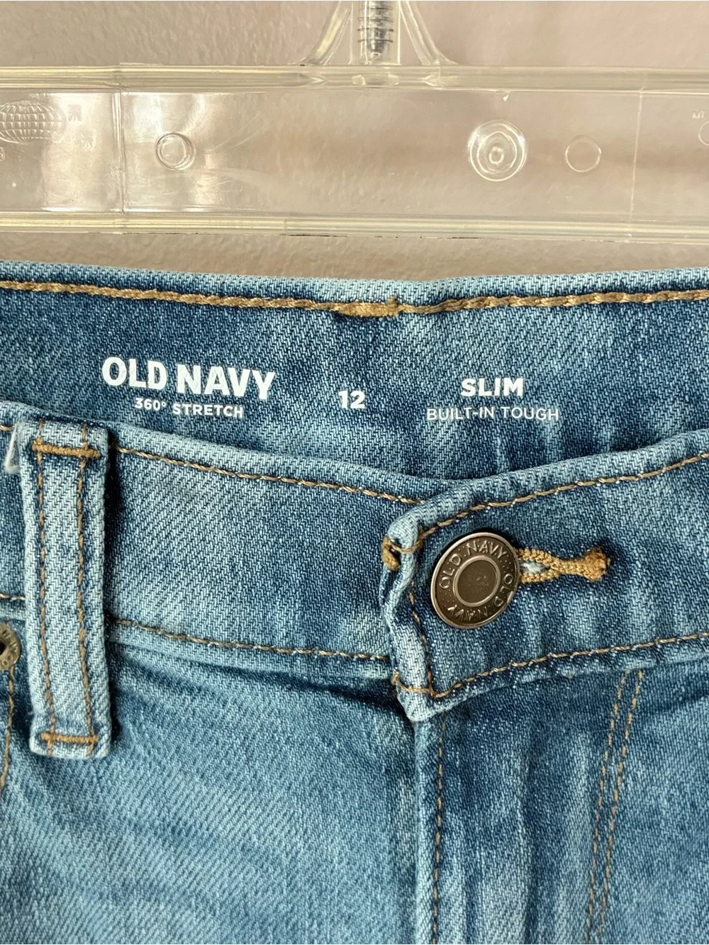 Old Navy 360° Stretch Slim Jeans – boys Size 12 – Light Wash